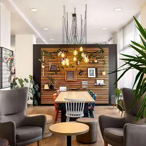 מלון Vienna House Easy By Wyndham Bucharest Airport