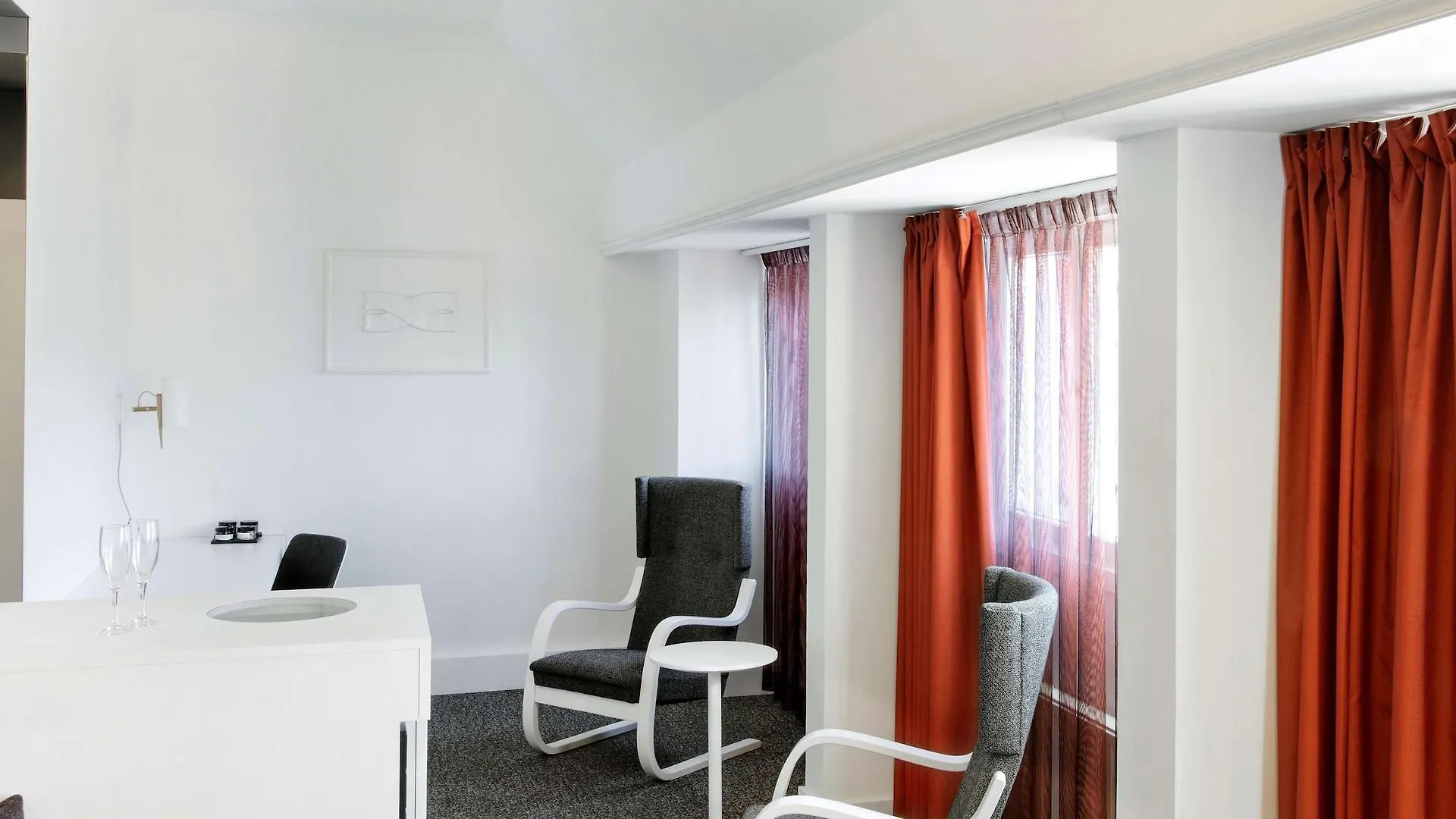 Radisson Blu Plaza Hotel, Helsinki 4*,